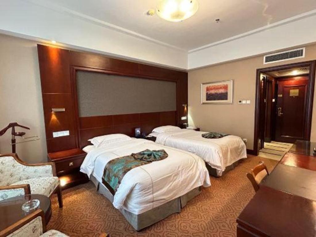Yantai Golden Gulf Hotel Екстер'єр фото