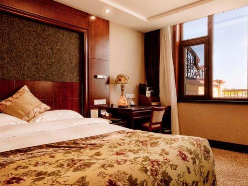 Yantai Golden Gulf Hotel Екстер'єр фото
