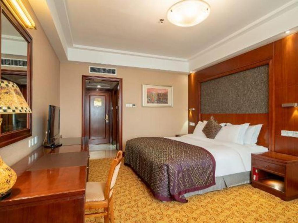Yantai Golden Gulf Hotel Екстер'єр фото